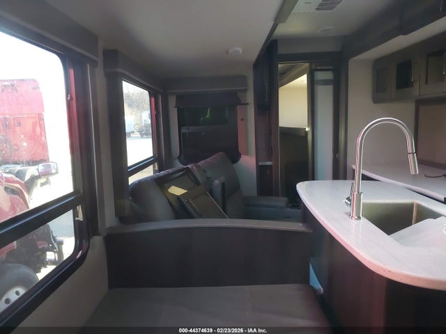 573TR372XM3332486 Grand Design Reflection