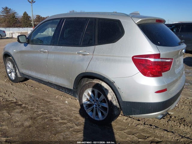 2013 BMW X3 5UXWX9C53D0A31137 Photo 2