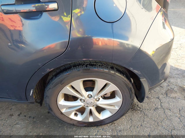 KIA SOUL + 2014 KNDJP3A52E7024276 Image 20