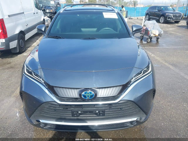 JTEAAAAH3NJ101557 Toyota Venza Le/xle/limited
