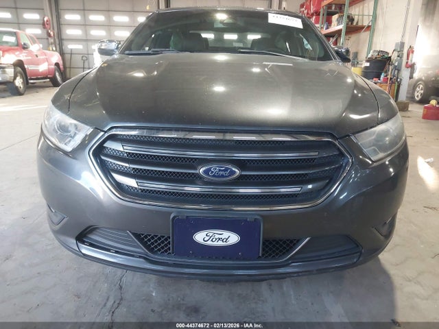 Ford Taurus Limited 2015 1FAHP2J85FG111034 Image 13