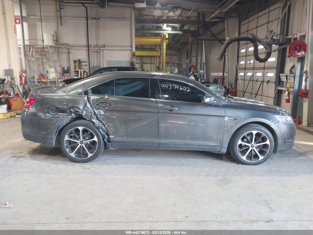 Ford Taurus Limited 2015 1FAHP2J85FG111034 Image 14
