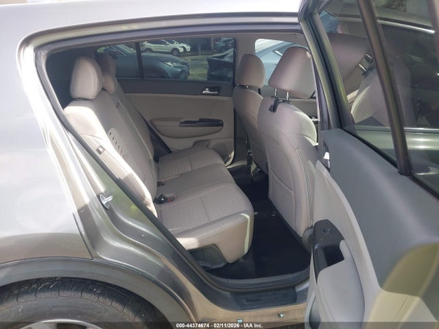 KIA Sportage Lx 2018 KNDPM3AC3J7434709 Image 8