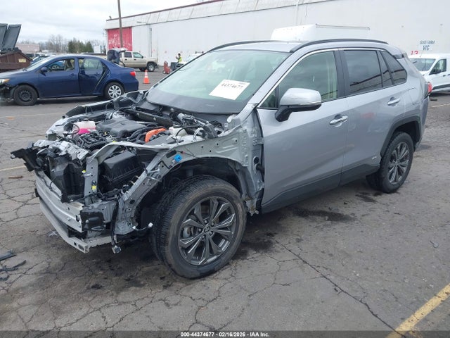 Toyota Rav4 Hybrid Limited 2024 JTMD6RFV1RD117227 Image 2
