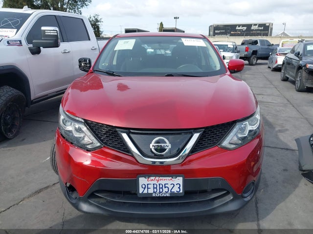 JN1BJ1CP4JW192397 Nissan Rogue Sport S