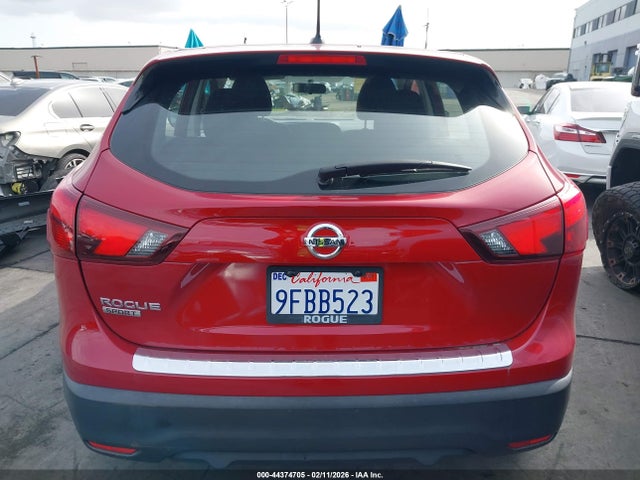 JN1BJ1CP4JW192397 Nissan Rogue Sport S