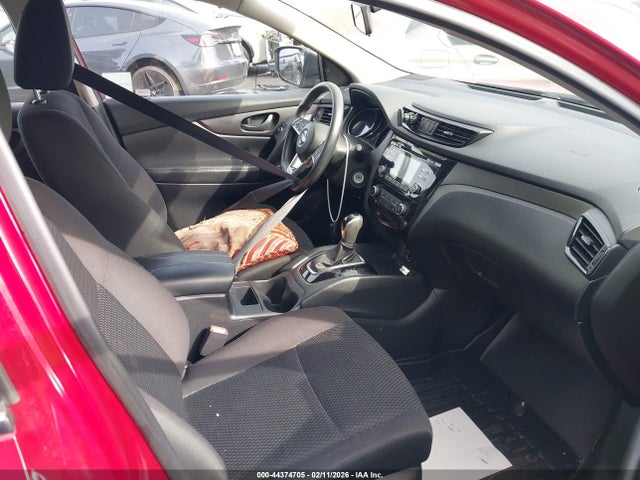 JN1BJ1CP4JW192397 Nissan Rogue Sport S