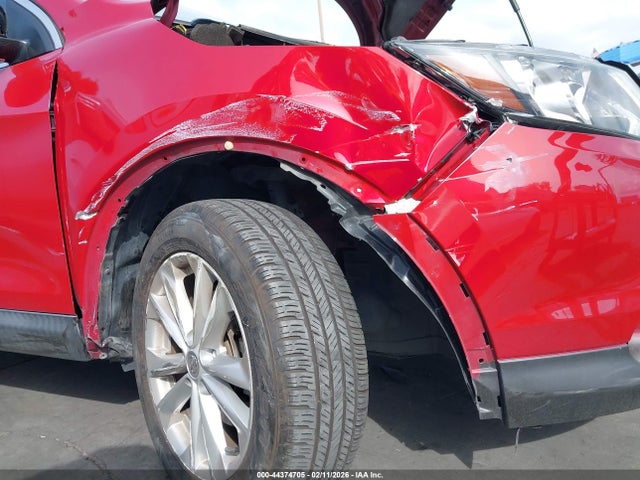 JN1BJ1CP4JW192397 Nissan Rogue Sport S
