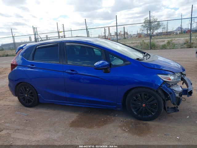 3HGGK5H68KM744557 Honda Fit Sport