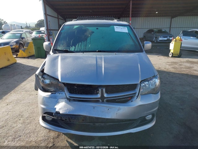 2C4RDGEG2JR150659 Dodge Grand Caravan Gt