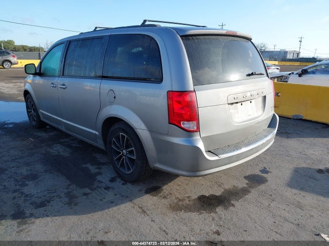 2C4RDGEG2JR150659 Dodge Grand Caravan Gt