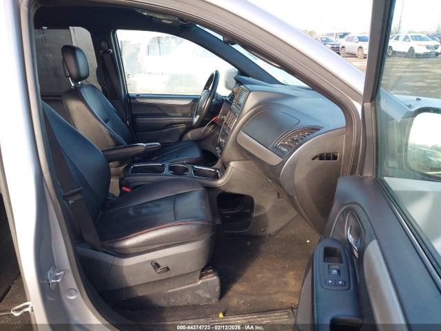 2C4RDGEG2JR150659 Dodge Grand Caravan Gt