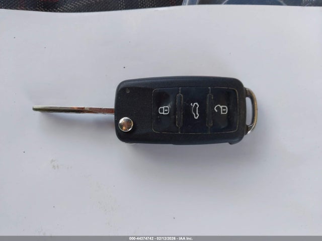 2011 VOLKSWAGEN GTI WVWGV7AJ6BW046755 Photo 10