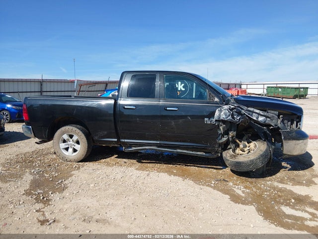 44374752 :رقم المزاد ، 1C6RR7GGXHS748402 vin ، 2017 Ram 1500 Slt  4x4 6'4 Box مزاد بيع