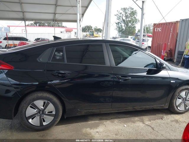 KMHC65LC3KU141859 Hyundai Ioniq Hybrid Blue