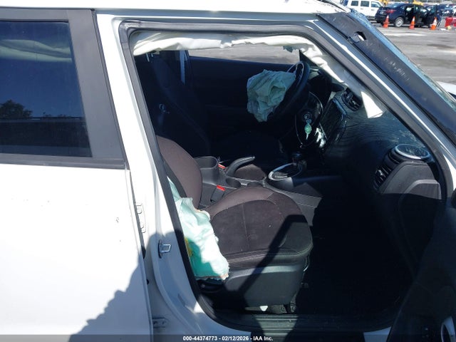 KNDJN2A28G7318709 KIA Soul
