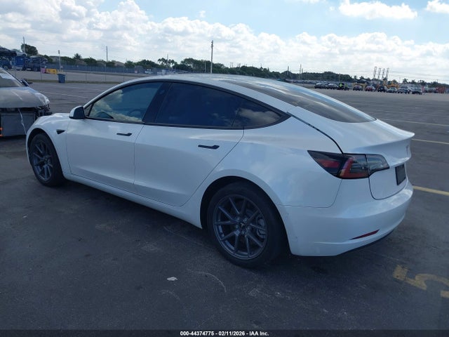 2022 TESLA MODEL 3 5YJ3E1EA8NF344691 Photo 2
