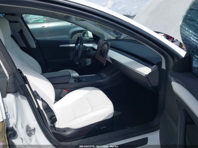 2022 TESLA MODEL 3 5YJ3E1EA8NF344691 Photo 4