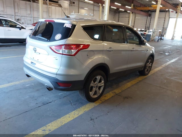 1FMCU9GX7EUB16736 Ford ESCAPE SE