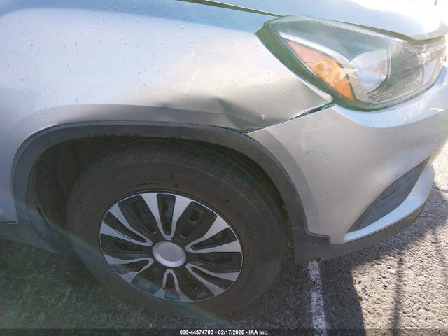 KL7CJKSB2JB723999 Chevrolet TRAX LS
