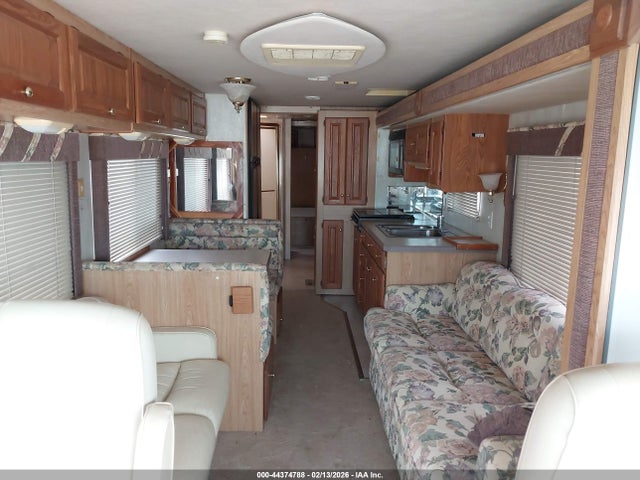 2000 Roadmaster Rail Dyanaster მანქანა იყიდება აუქციონზე, vin: 1RF120419Y2010651, აუქციონის ნომერი: 44374788