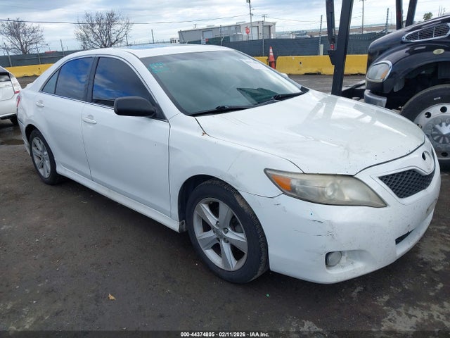 2011 TOYOTA CAMRY 4T1BF3EKXBU585115