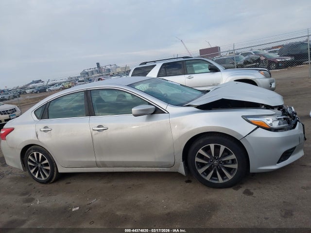1N4AL3AP3HC213842 Nissan Altima 2.5 Sv