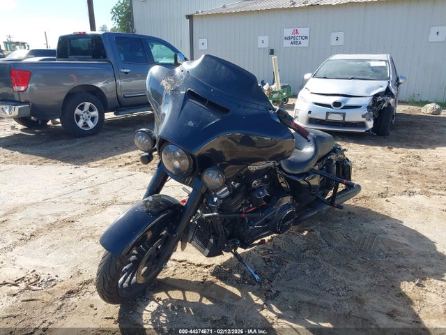 2019 HARLEY-DAVIDSON FLHXS 1HD1KRP35KB669518 Photo 1