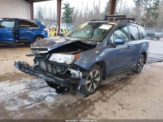 Subaru Forester 2.5i Premium 2018 JF2SJAEC7JH561380 Image 2
