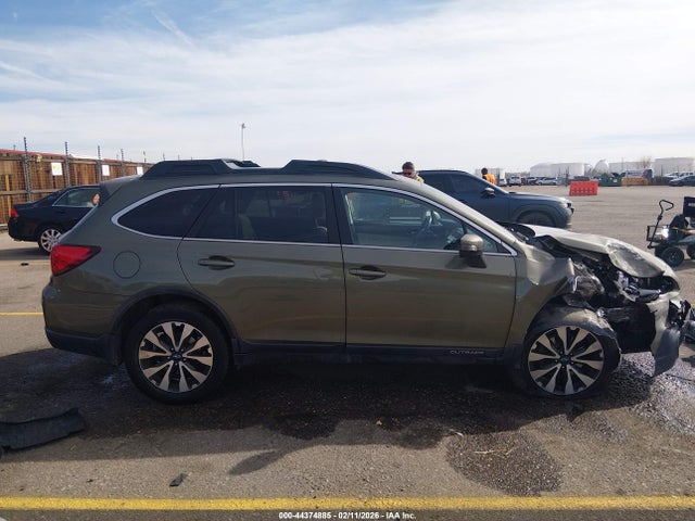 2015 Subaru Outback 2.5i Limited მანქანა იყიდება აუქციონზე, vin: 4S4BSANC4F3315835, აუქციონის ნომერი: 44374885