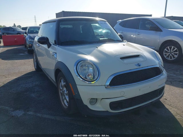 2012 MINI COOPER S WMWSV3C59CTY18636