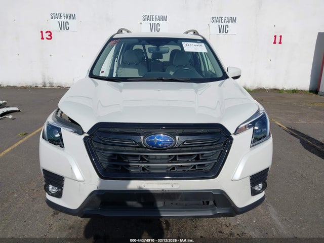 JF2SKADC0RH448266 Subaru Forester Premium