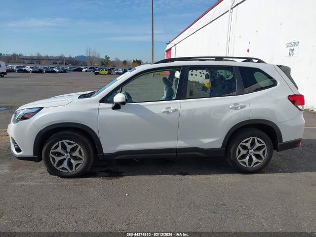 JF2SKADC0RH448266 Subaru Forester Premium