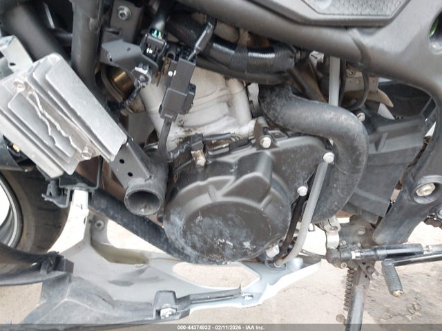 ML5ZXCS18SDA33606 Kawasaki Zx400 S