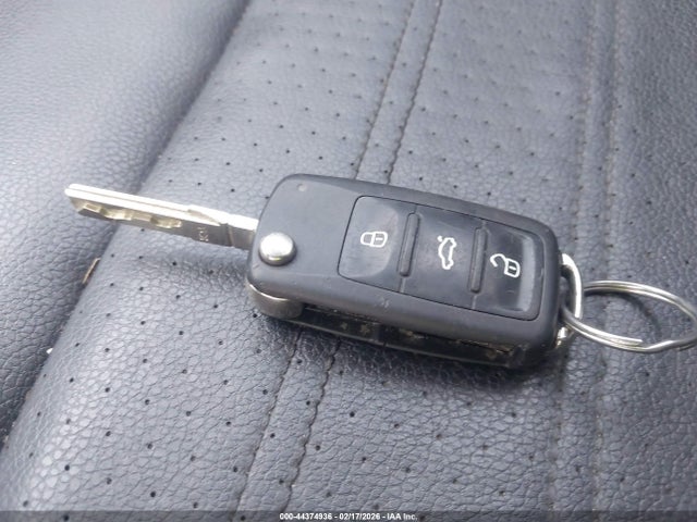 3VWL07AJ9FM408853 Volkswagen Jetta 1.8t Sel
