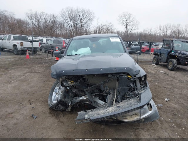 Продажа на аукционе авто 2018 Ram 1500 Big Horn  4x4 5'7 Box, vin: 1C6RR7LT6JS352542, номер лота: 44374959