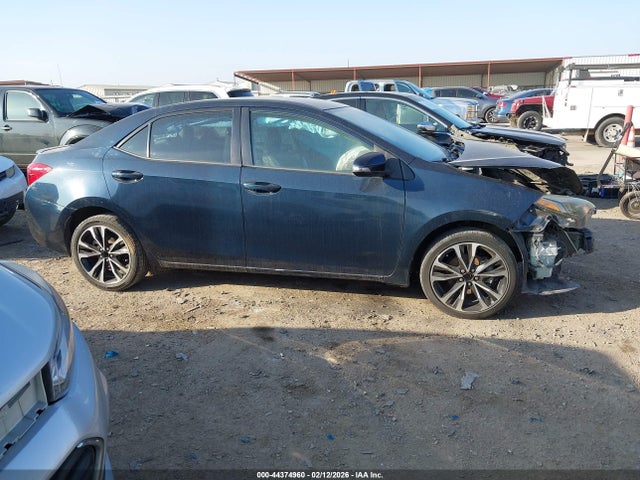 Toyota COROLLA SE 2018 5YFBURHEXJP814486 Image 14