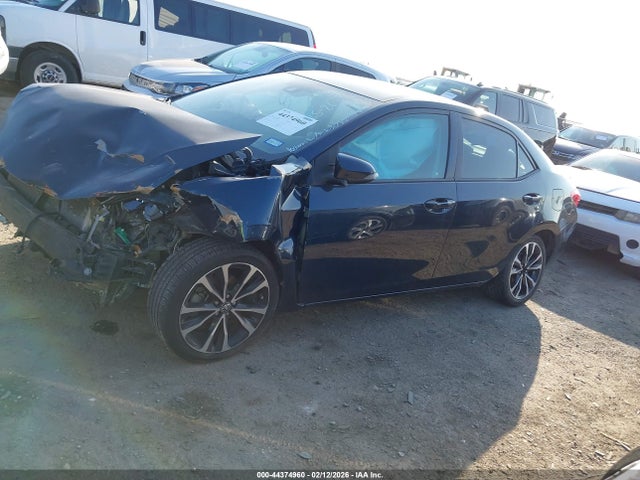 Toyota COROLLA SE 2018 5YFBURHEXJP814486 Image 15
