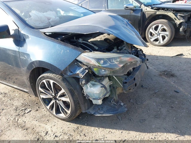 Toyota COROLLA SE 2018 5YFBURHEXJP814486 Image 18