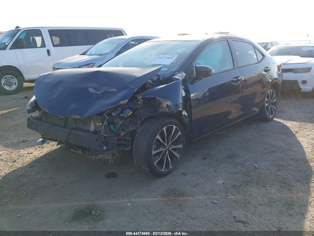 Toyota COROLLA SE 2018 5YFBURHEXJP814486 Image 2