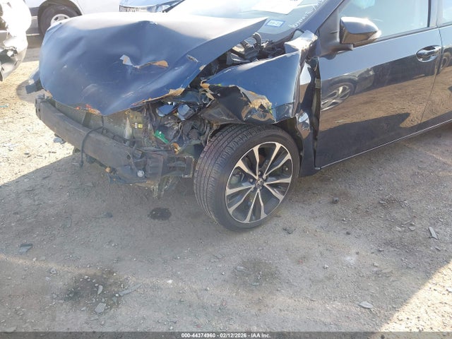 Toyota COROLLA SE 2018 5YFBURHEXJP814486 Image 6