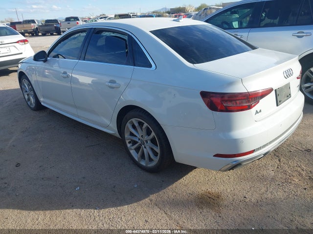 2019 AUDI A4 WAUENAF48KN012567 Photo 2