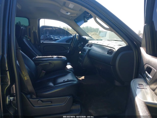 2007 CHEVROLET SUBURBAN 1500 1GNFC16017R200946 Photo 4