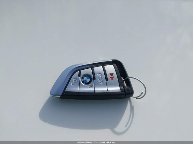 2022 BMW X5 5UXCR4C03N9L61052 Photo 10