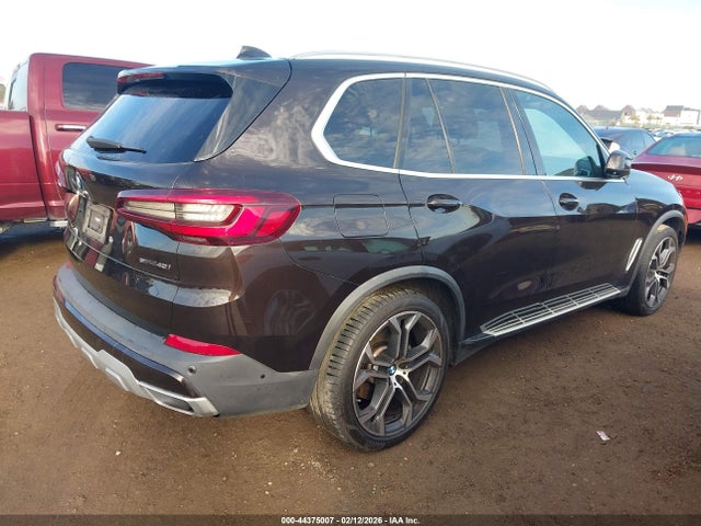 2022 BMW X5 5UXCR4C03N9L61052 Photo 3