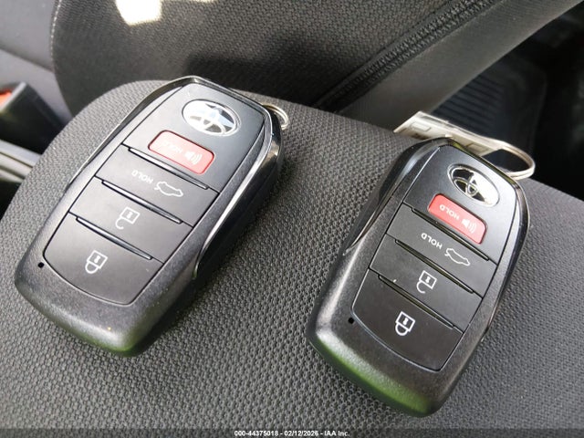 2026 TOYOTA COROLLA HYBRID JTDBCMFE7T3128894 Photo 10