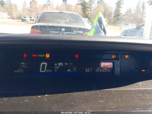 JTDZN3EU1E3314428 Toyota Prius V Two