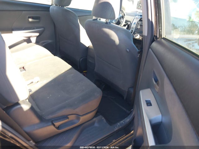 JTDZN3EU1E3314428 Toyota Prius V Two
