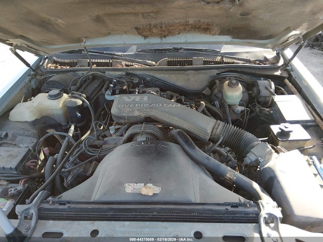 44375059 :رقم المزاد ، 1LNLM81WXNY648307 vin ، 1992 Lincoln Town Car Executive مزاد بيع