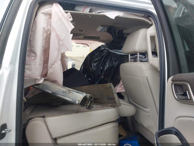 1GKS2HKJ0JR241887 GMC YUKON XL DENALI